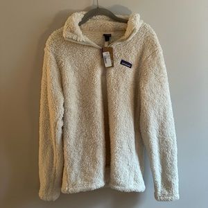 white patagonia zip up